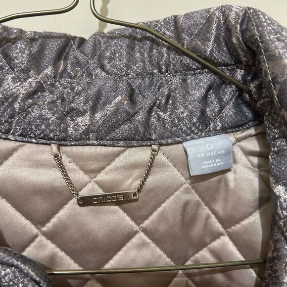 CHICO'S Women's Jacket Coat Taupe Quilted Metallic Python Size 0 or 4/6 - Picture 2 of 8